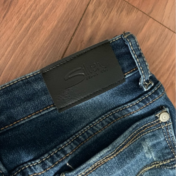 Girls Distressed Silver Jeans - Picture 3 of 7